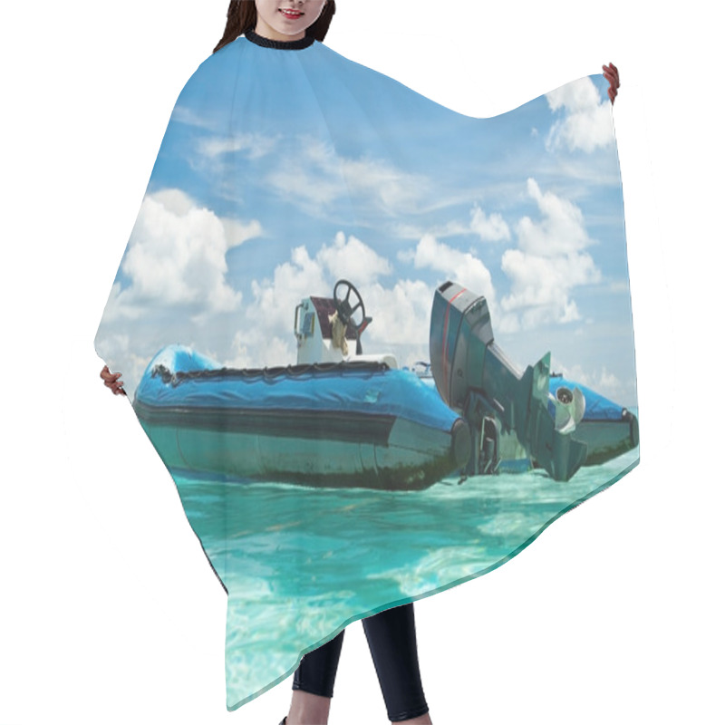 Personality  Boat In Tropical Sea Hair Cutting Cape