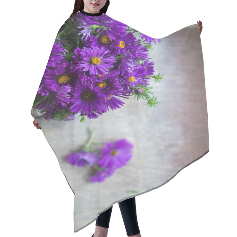 Personality  Aster Flowers In A Vase Hair Cutting Cape