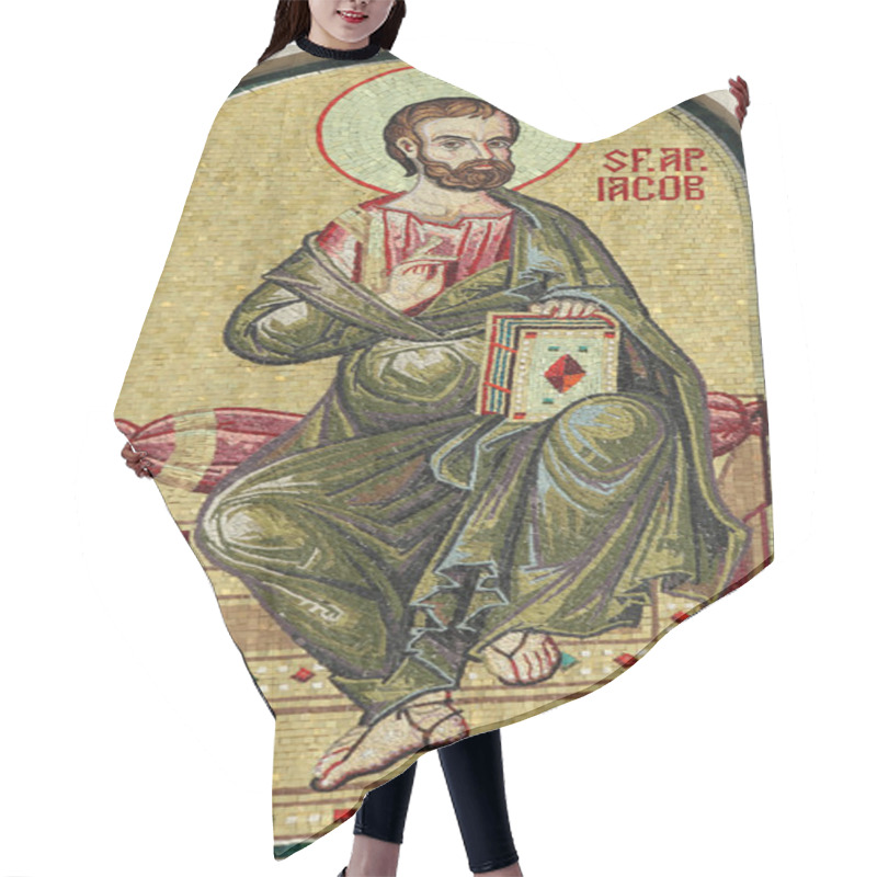 Personality  Saint James Hair Cutting Cape