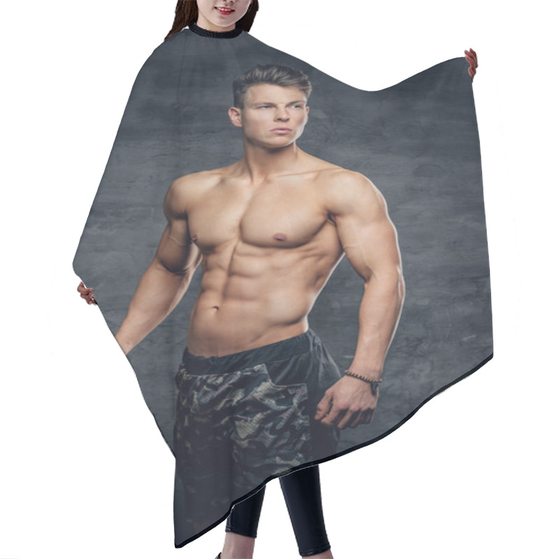 Personality  Shirtless Muscular Guy Hair Cutting Cape