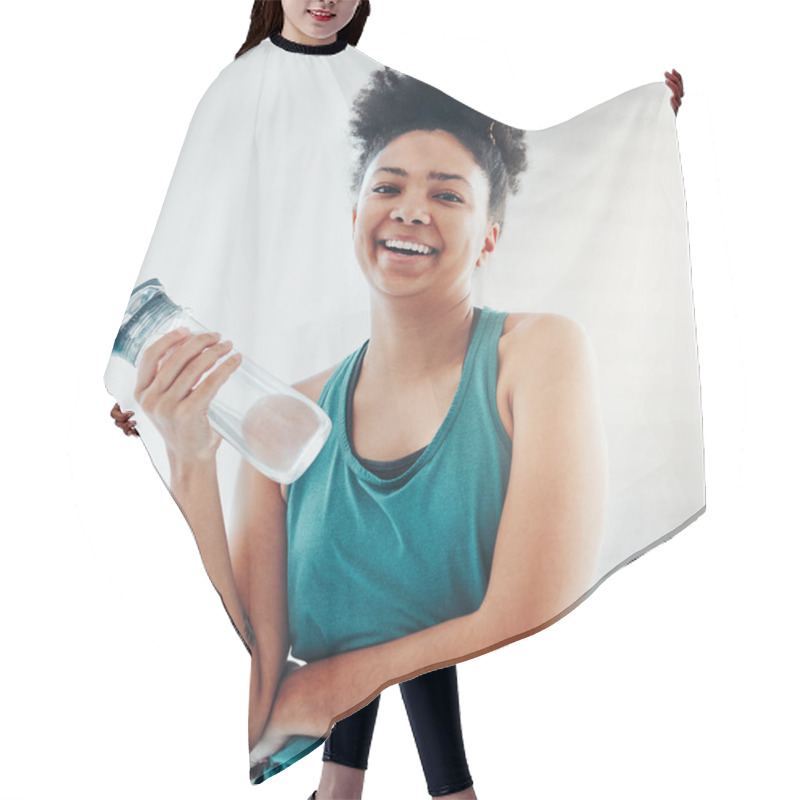 Personality  Portrait, Fitness And Water With A Sports Black Woman Staying Hydrated During Her Cardio Or Endurance Workout. Exercise, Training And Wellness With A Female Athlete Holding A Bottle For Hydration. Hair Cutting Cape