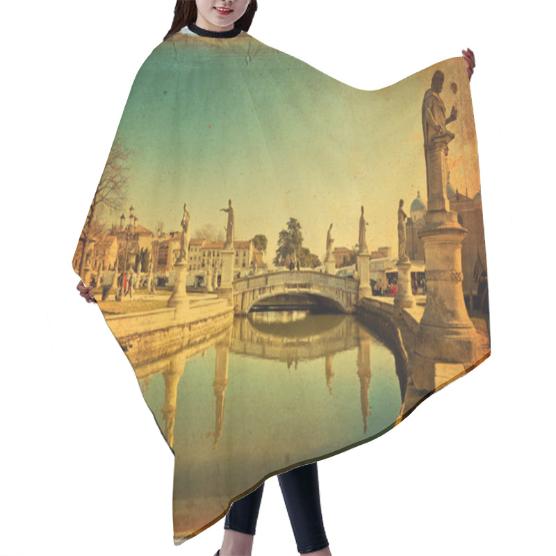 Personality  Padova Hair Cutting Cape