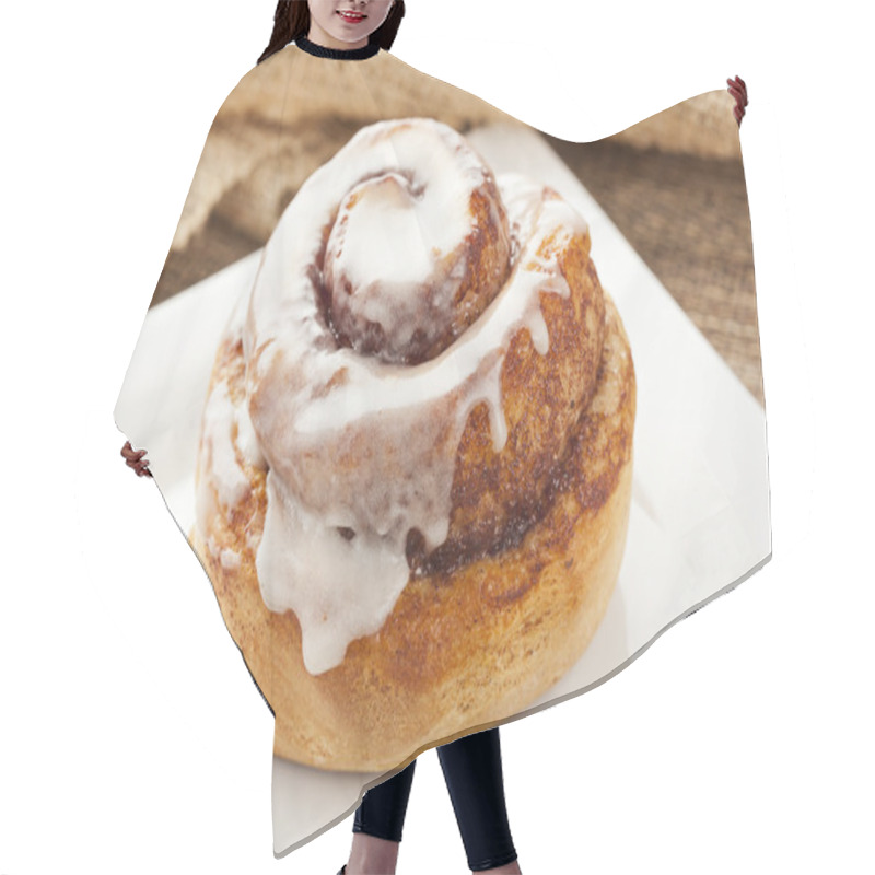 Personality  Fresh Homemade Cinnamon Rolls Hair Cutting Cape