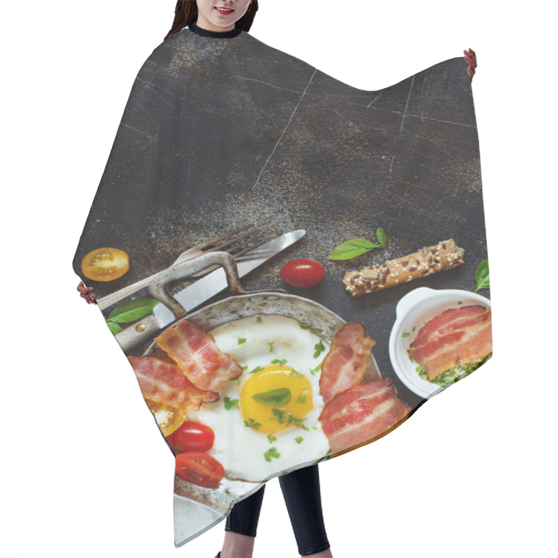 Personality  Breakfast With Fried Eggs And Bacon In An Old Frying Pan Hair Cutting Cape