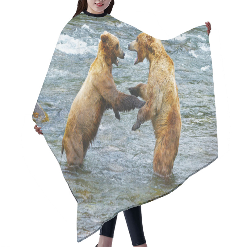 Personality  Grizzly Bear Fight Hair Cutting Cape