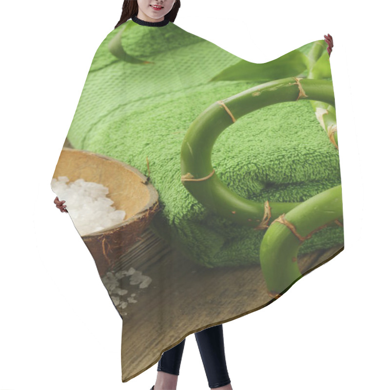 Personality  Branch Of Bamboo, Sea Salt And Towel - Green Spa Concept Hair Cutting Cape