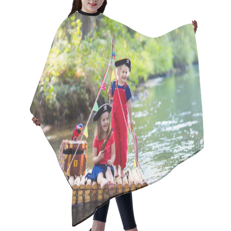 Personality  Kids Playing Pirate Adventure On Wooden Raft Hair Cutting Cape