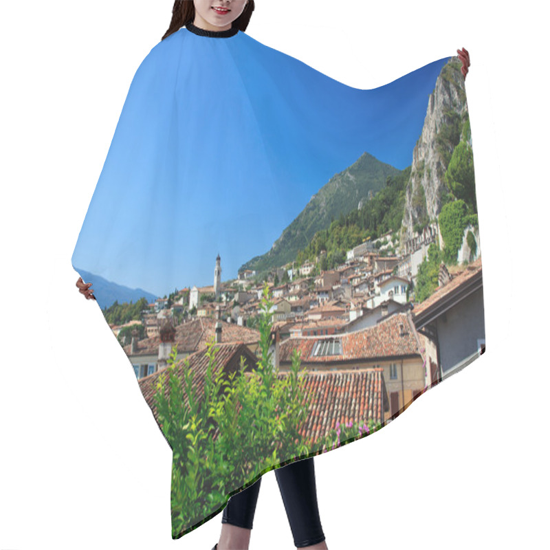 Personality  Limone On Lake Garda Hair Cutting Cape