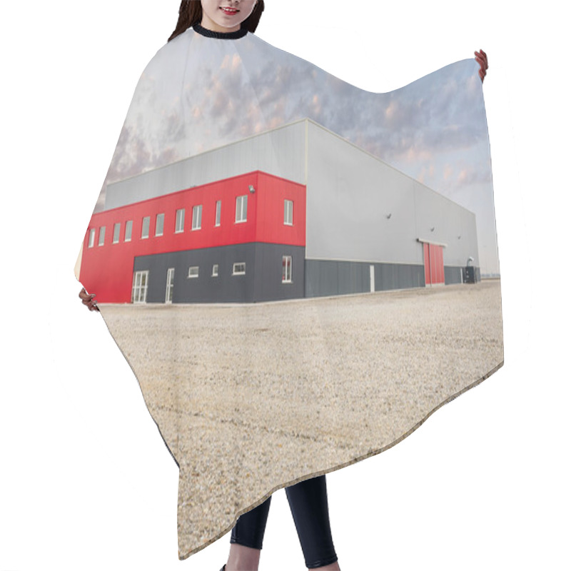 Personality  Industrial Cold-rolled Steel Buildings Hair Cutting Cape