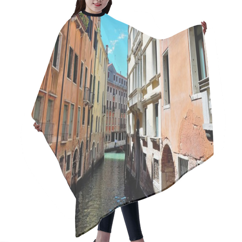 Personality  Venice Grand Canal Hair Cutting Cape