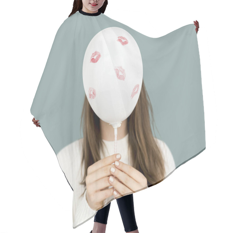 Personality  Lady Holding Balloon Hair Cutting Cape