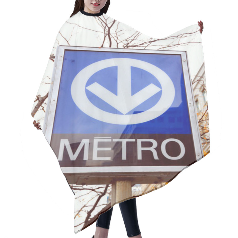 Personality  Montreal Subway Sign Hair Cutting Cape