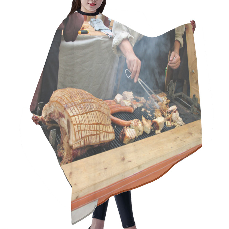 Personality  Meat On Charcoal Grill Hair Cutting Cape