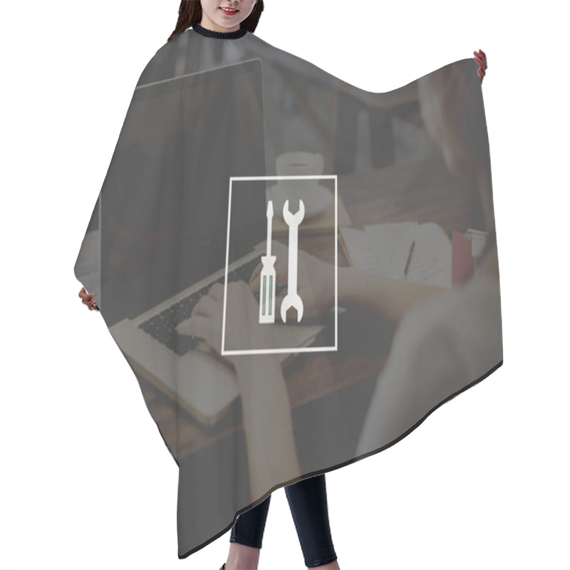 Personality  Woman Typing On Laptop Hair Cutting Cape