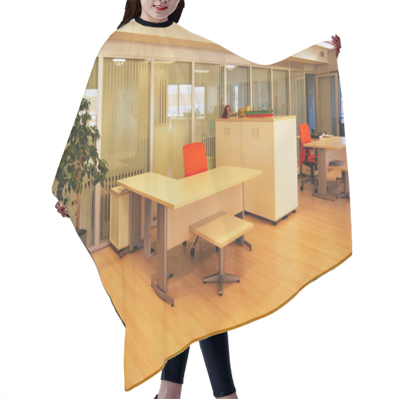 Personality  Empty Office Hair Cutting Cape