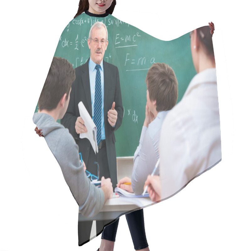 Personality  Teacher With Students In Classroom Hair Cutting Cape