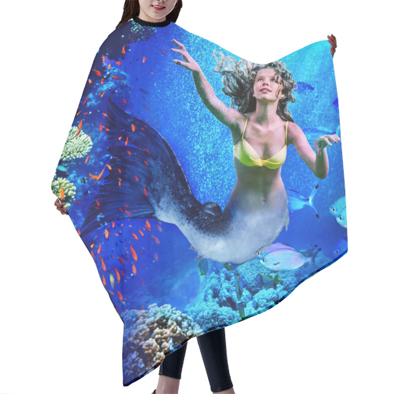 Personality  Mermaid Dive Underwater Through Coral . Hair Cutting Cape