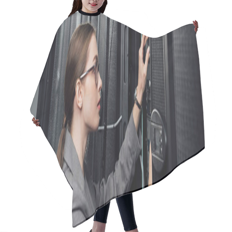 Personality  Panoramic Shot Of Businesswoman In Glasses Looking At Server Rack In Data Center  Hair Cutting Cape