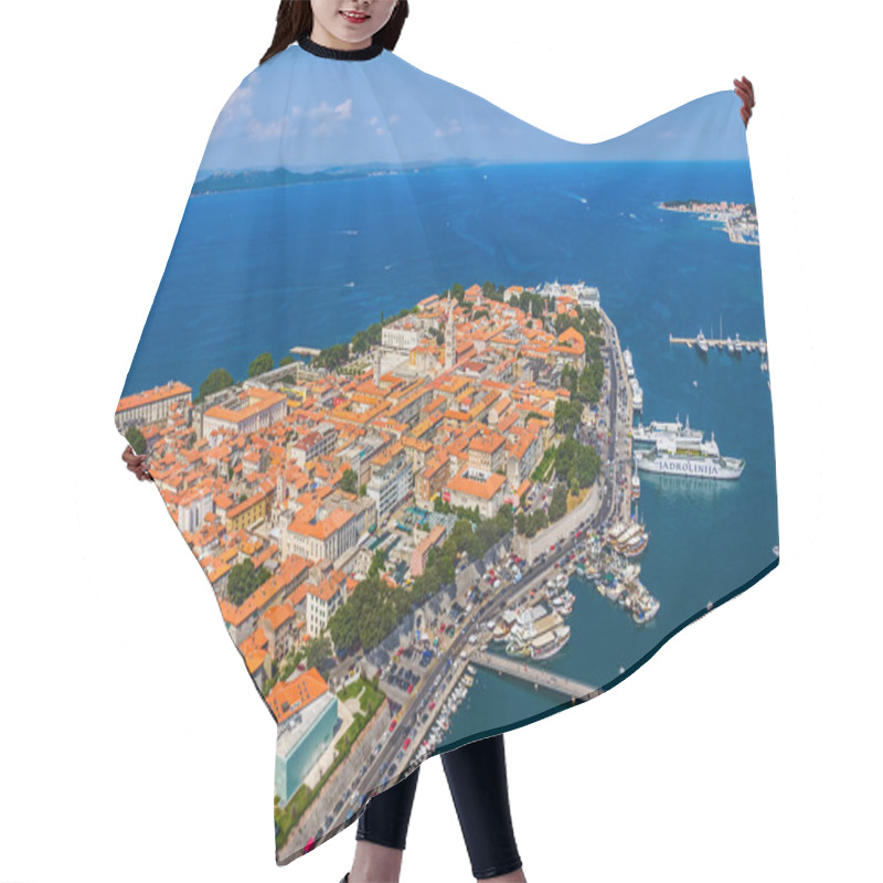 Personality  Zadar Aerial Hair Cutting Cape