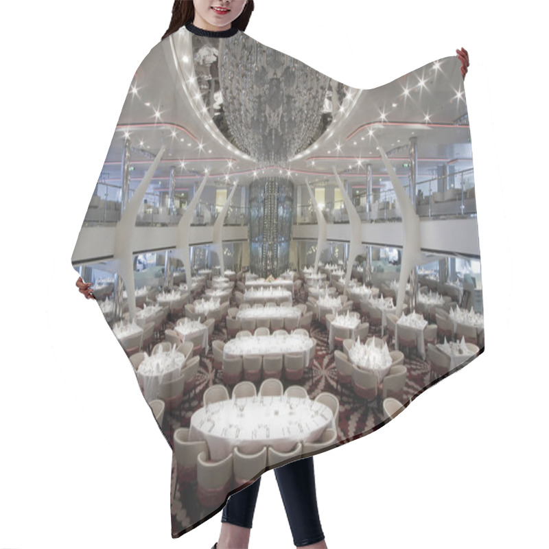 Personality  Cruise Ship Dining Room Hair Cutting Cape