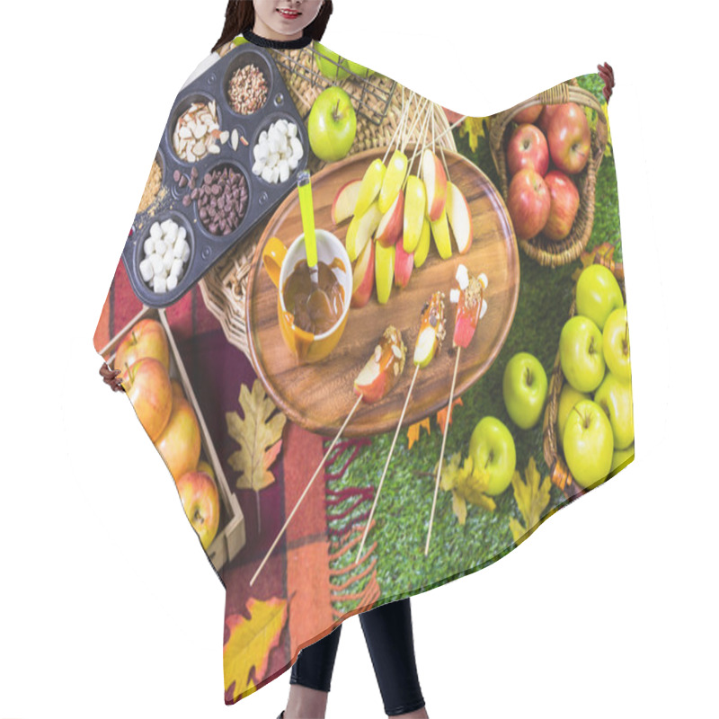 Personality  Fresh Caramel Apple Slices Hair Cutting Cape