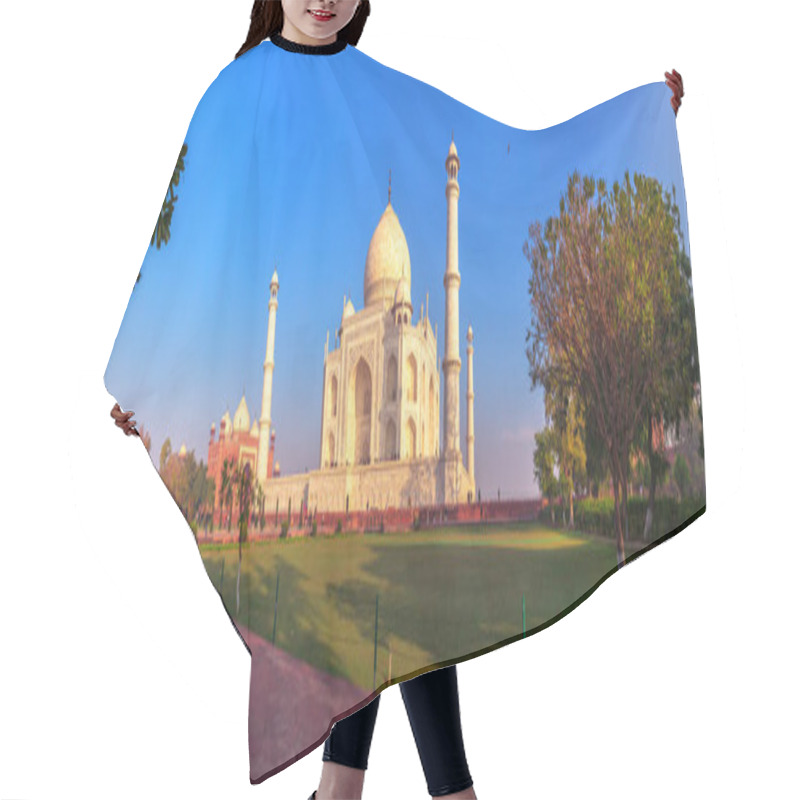 Personality  Taj Mahal Beautiful Panorama, Agra, India Hair Cutting Cape