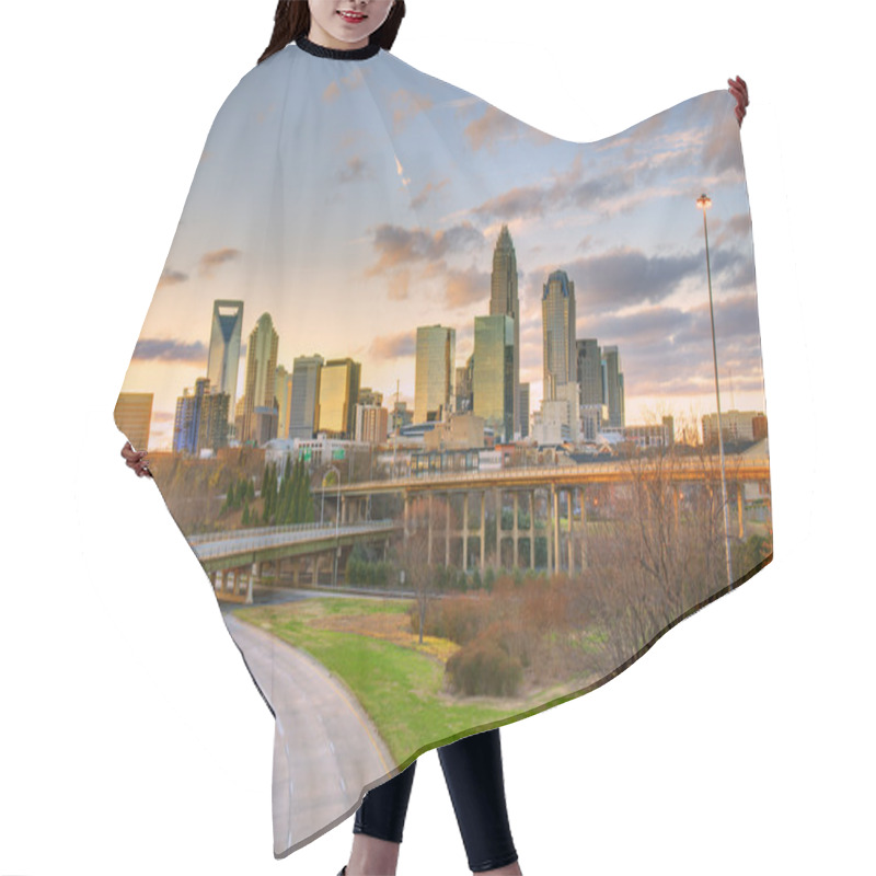 Personality  Charlotte Skyline Hair Cutting Cape