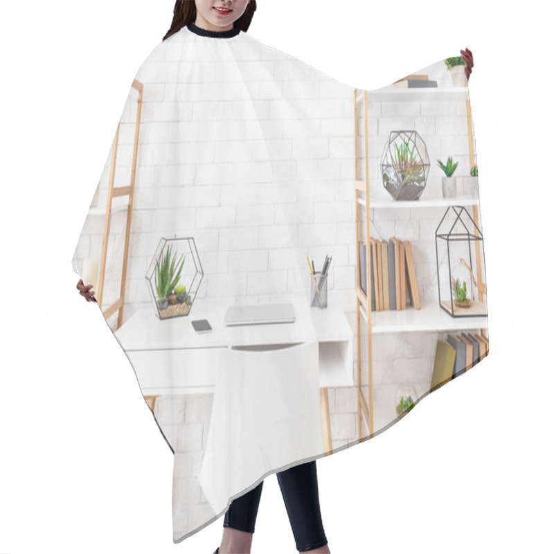 Personality  Scandinavian Style Interior Concept, Modern Working Place Hair Cutting Cape