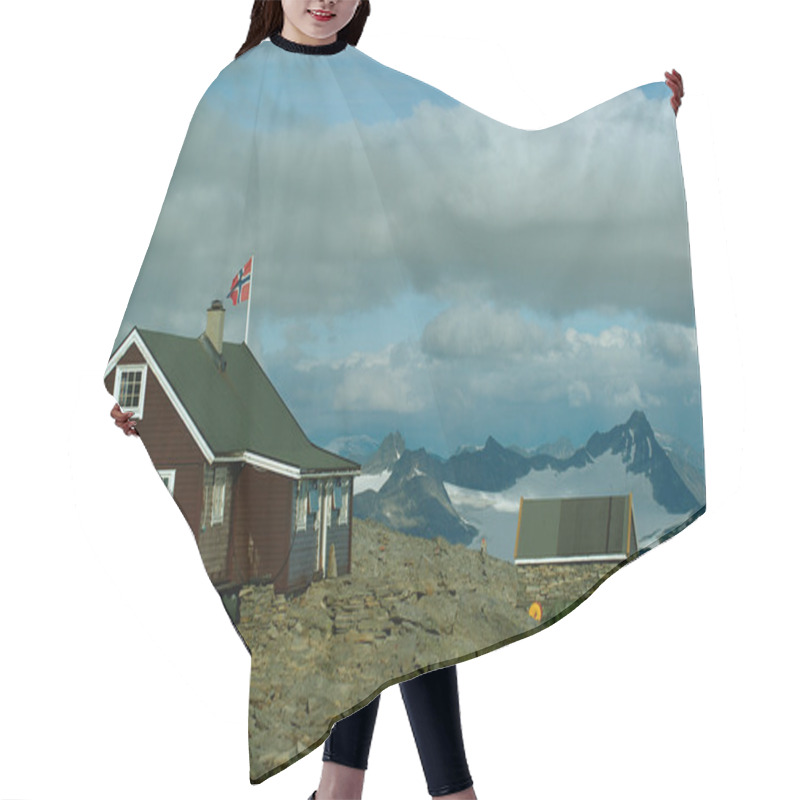 Personality  Cabin At Fannaraken Hair Cutting Cape