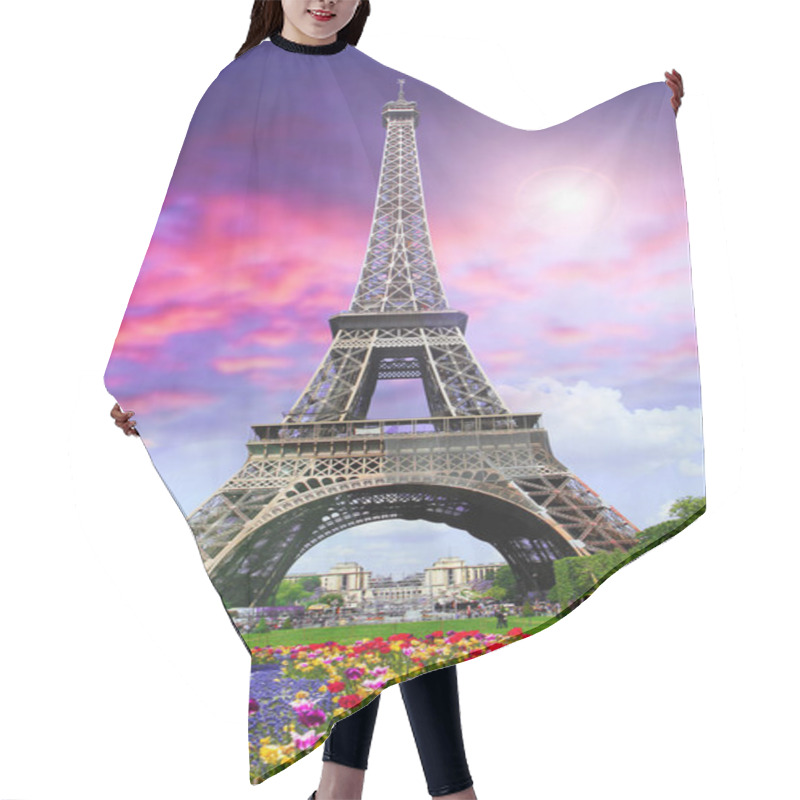 Personality  Paris, Tour Eiffel  On Sunset Hair Cutting Cape