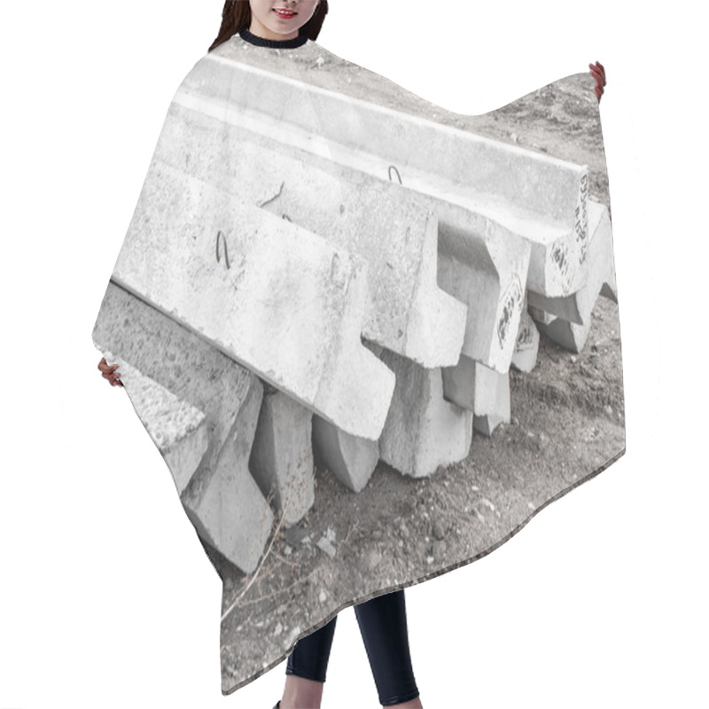 Personality  Reinforced-concrete Products Hair Cutting Cape