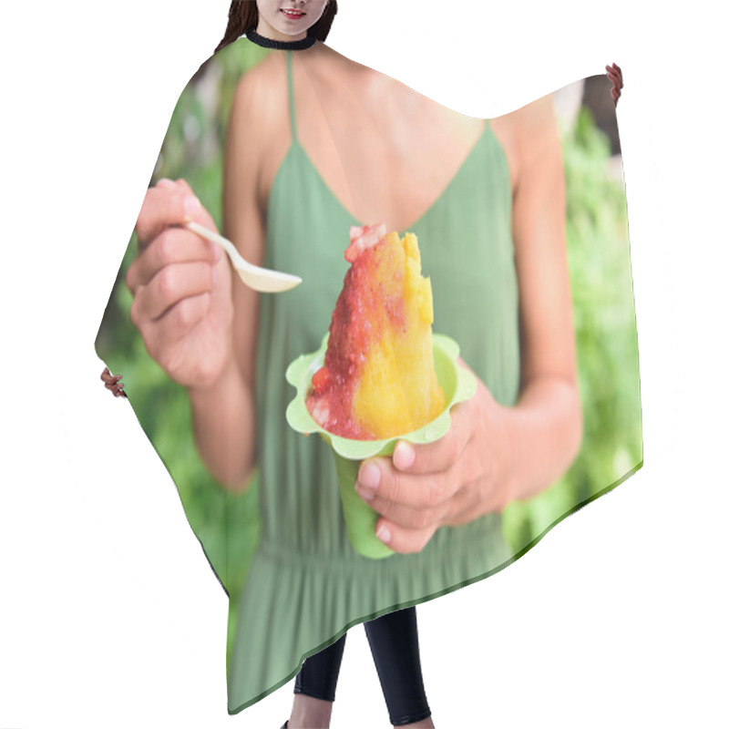 Personality  Woman Eating Traditional Hawaii Dessert Food Hair Cutting Cape