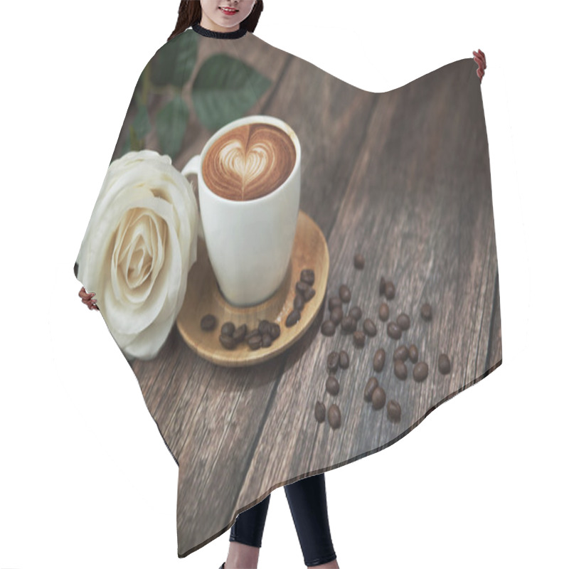 Personality  Hot Coffee And Beautiful White Rose Hair Cutting Cape