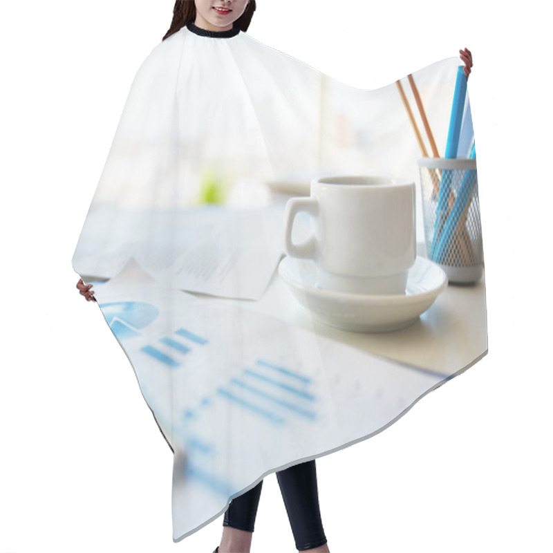 Personality  Office Morning Hair Cutting Cape