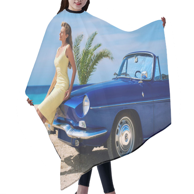 Personality  Beautiful Woman And Retro Car Hair Cutting Cape