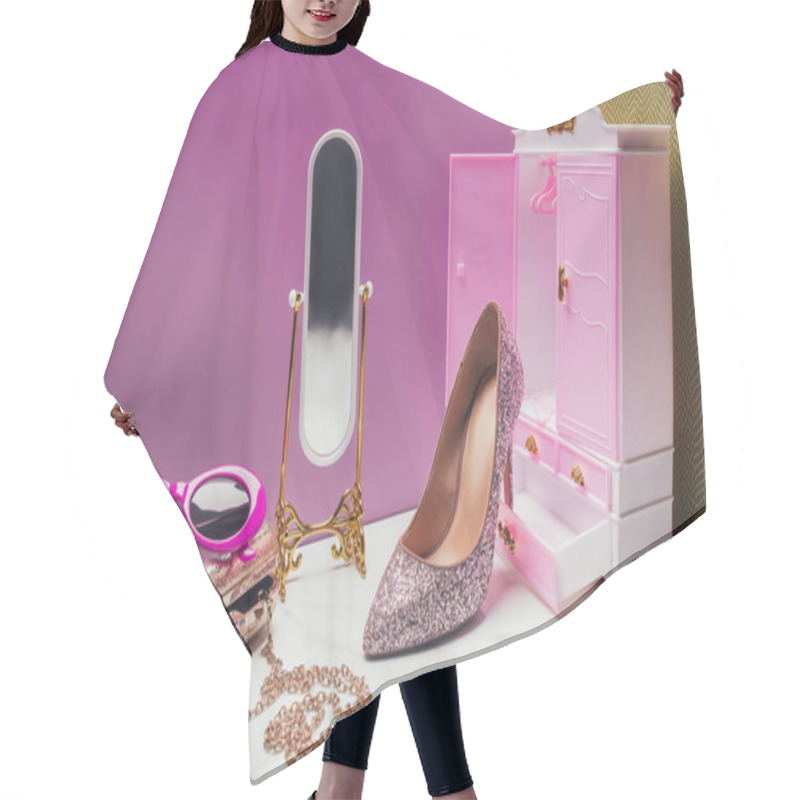 Personality  Toy Wardrobe And Mirror With Real Size Various Female Accessories In Miniature Pink Room Hair Cutting Cape