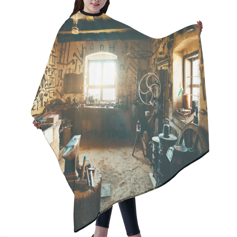 Personality  Old Smithy Workshop Interior Hair Cutting Cape