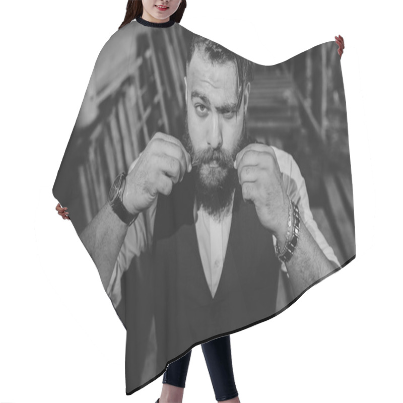 Personality  Bearded Man Hair Cutting Cape