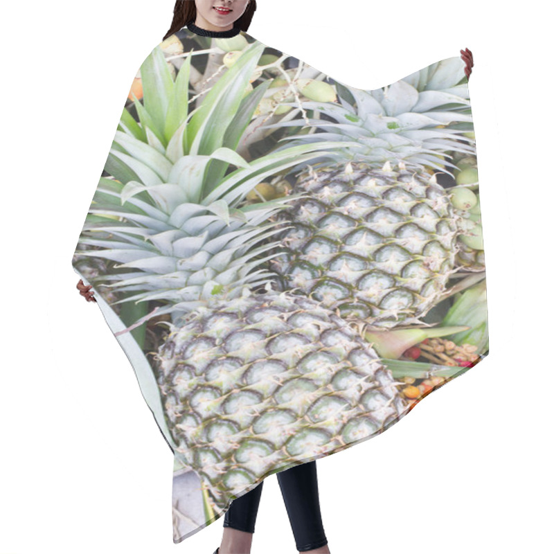 Personality  Pineapple Fruits Close Up Shot. Hair Cutting Cape