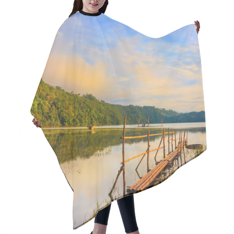 Personality  Tamblingan Lake Hair Cutting Cape