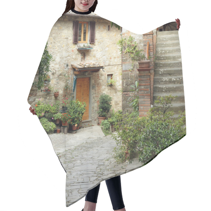 Personality  Courtyard In Tuscan Village Hair Cutting Cape