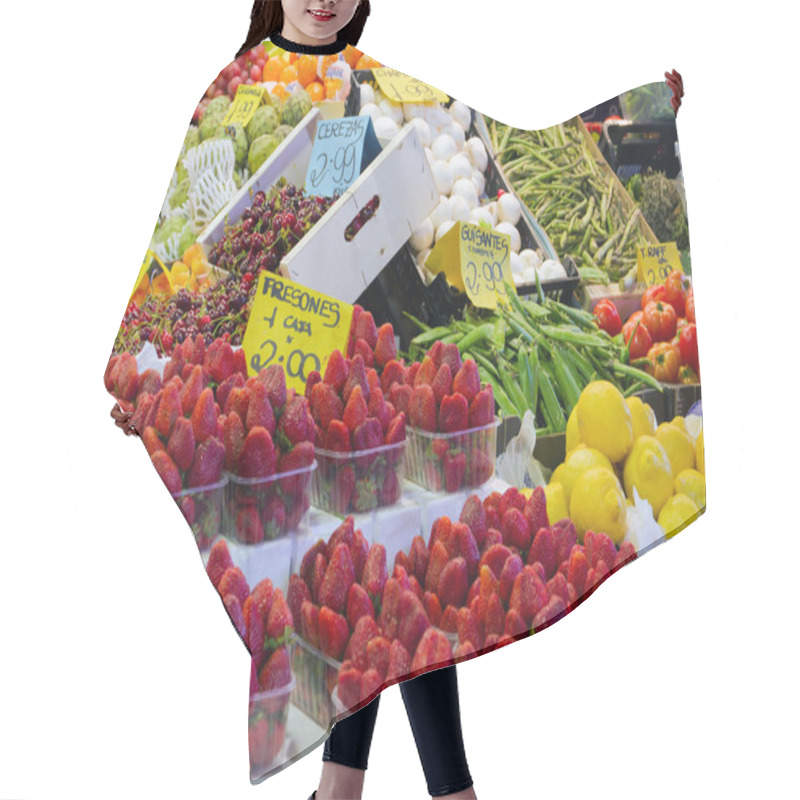 Personality  Fruit And Vegetable Market Hair Cutting Cape