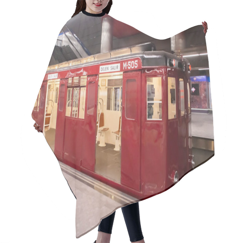 Personality  Madrid Spain. 10 12 2019. Old Madrid Metro Cars Exposed For Your Visit. Permanent Exhibition Inside Chamartin Metro Station. Hair Cutting Cape