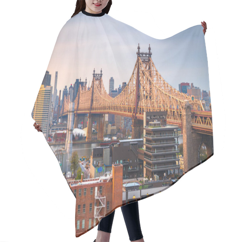 Personality  Queens, New York, USA View With The Queensboro Bridge Towards Manhattan At Dusk. Hair Cutting Cape