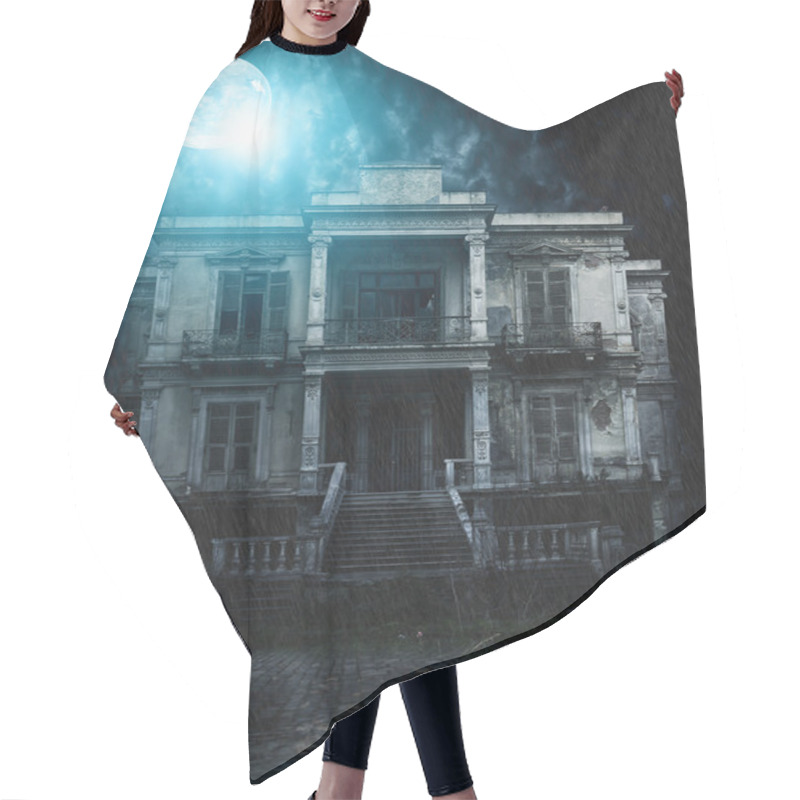 Personality  Spooky Old House Hair Cutting Cape