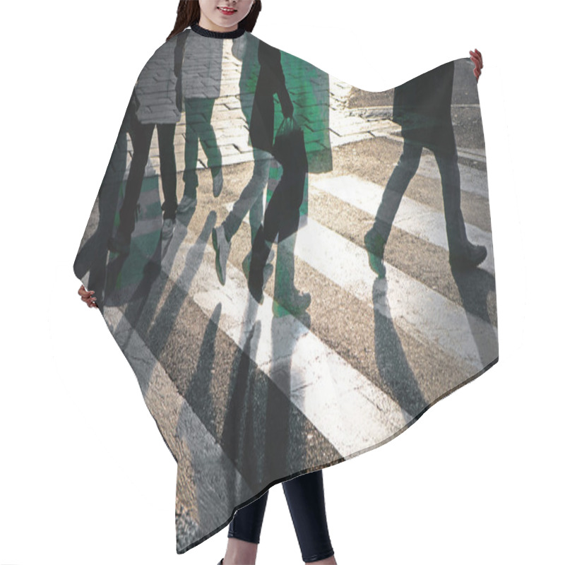 Personality  Crossing Street Hair Cutting Cape