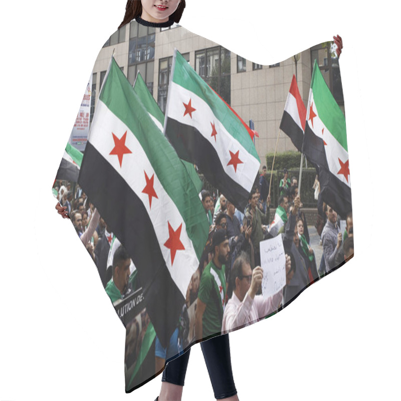 Personality  People Wave Syrian Flags And Shout Slogans During A Protest Against Syrian President Bashar Assad In Brussels, Belgium On Sept. 8, 2018. Hair Cutting Cape