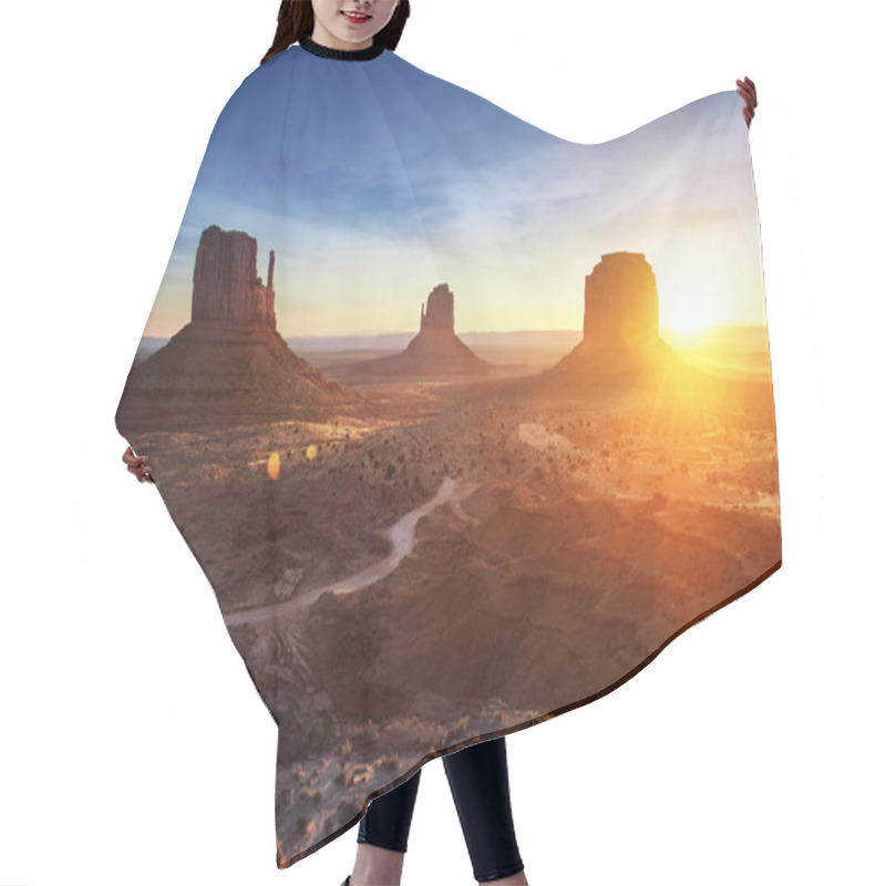 Personality  Monument Valley At Sunrise Hair Cutting Cape