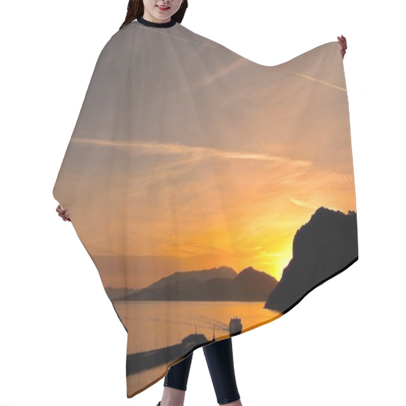 Personality  Sunset On Capri Island Hair Cutting Cape