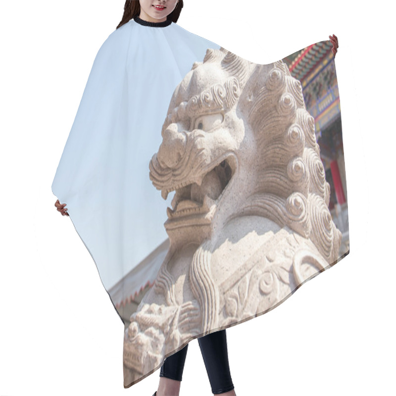 Personality  Lion Statue Hair Cutting Cape